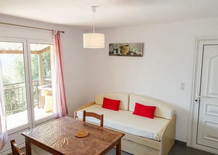 Camelia- Marjolene By Interhome